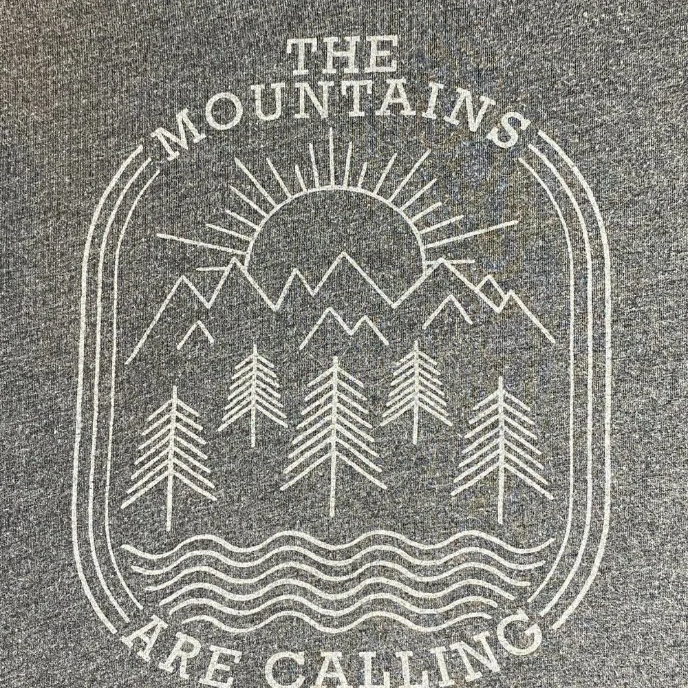 Zoe Liv Gray T-shirt Shirt Mountains Are Calling - Picture 2 of 4